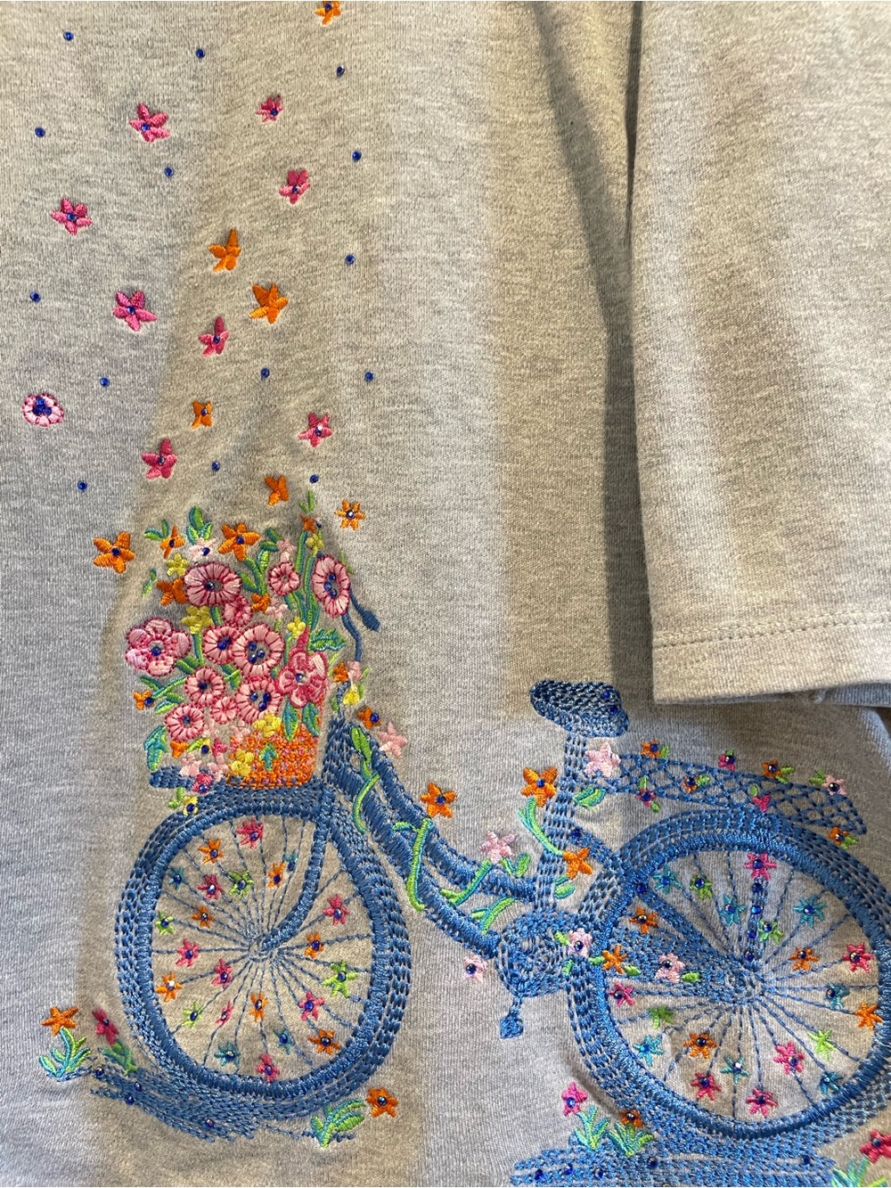 Quacker Factory 1X Gray Bicycle Floral Embroidered Rhinestone Top Knit Tee - Picture 4 of 7